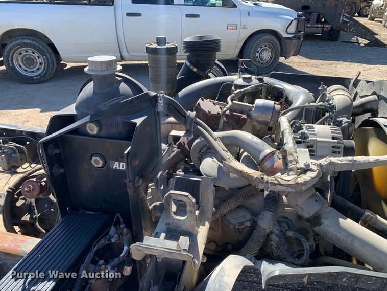 image for item MM9748 2007 International CF600  truck cab and chassis