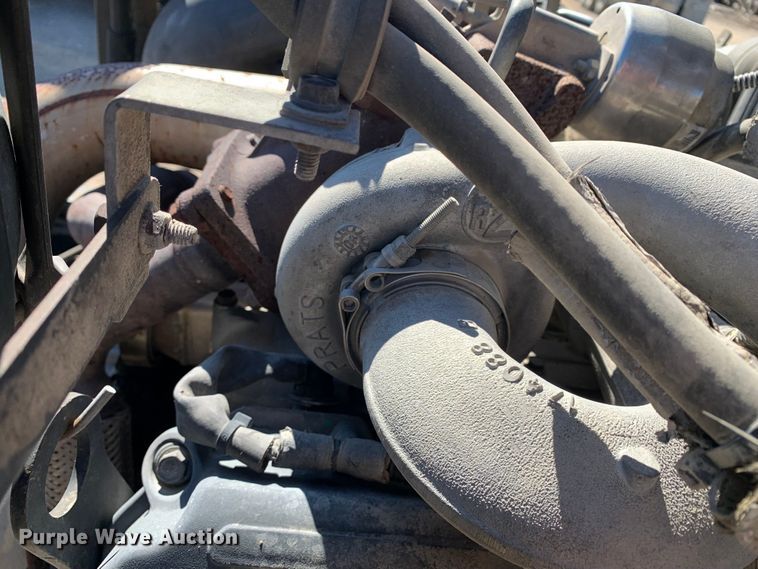 image for item MM9748 2007 International CF600  truck cab and chassis