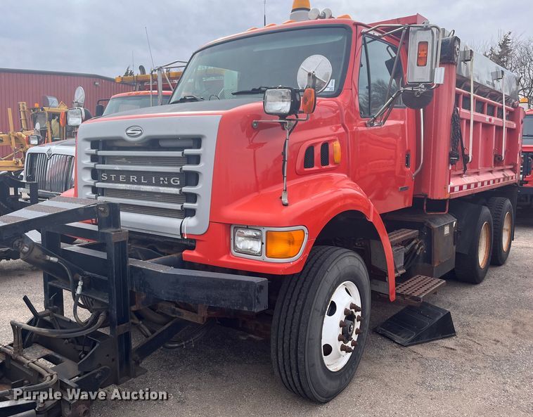 image for item DG5372 2003 Sterling LT7501  dump truck