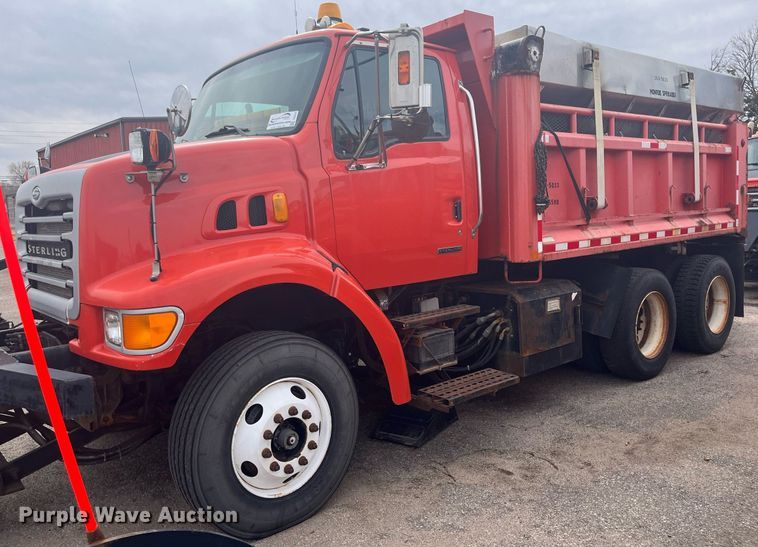 image for item DG5372 2003 Sterling LT7501  dump truck