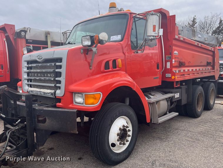 image for item DG5373 2006 Sterling LT7501  dump truck