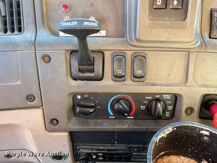 image for item DG5373 2006 Sterling LT7501  dump truck