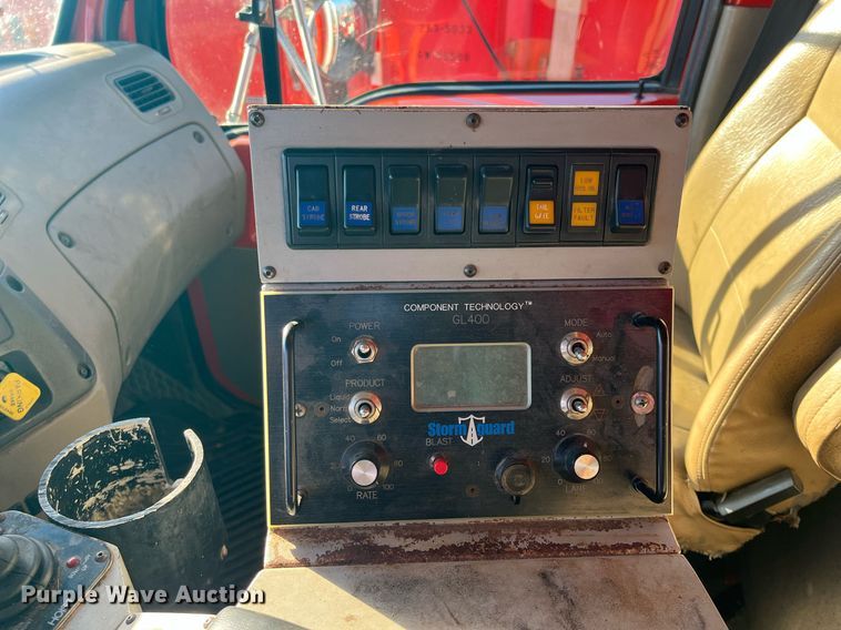 image for item DG5373 2006 Sterling LT7501  dump truck