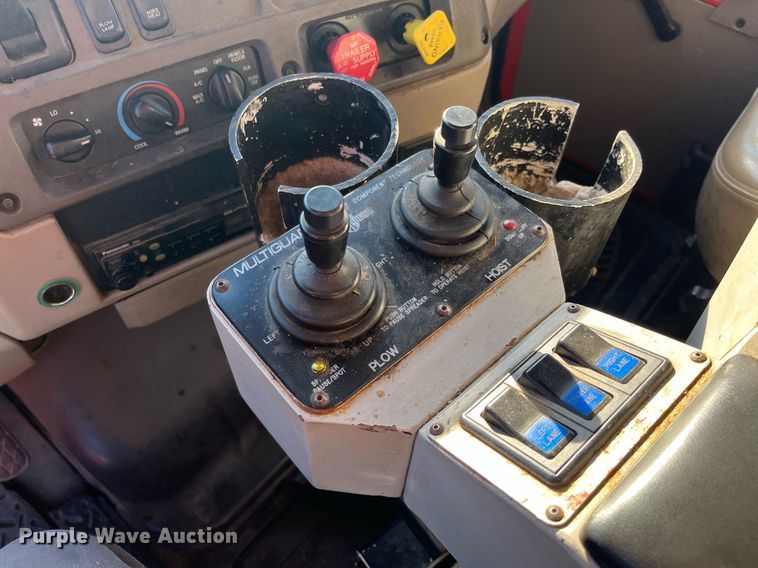 image for item DG5373 2006 Sterling LT7501  dump truck