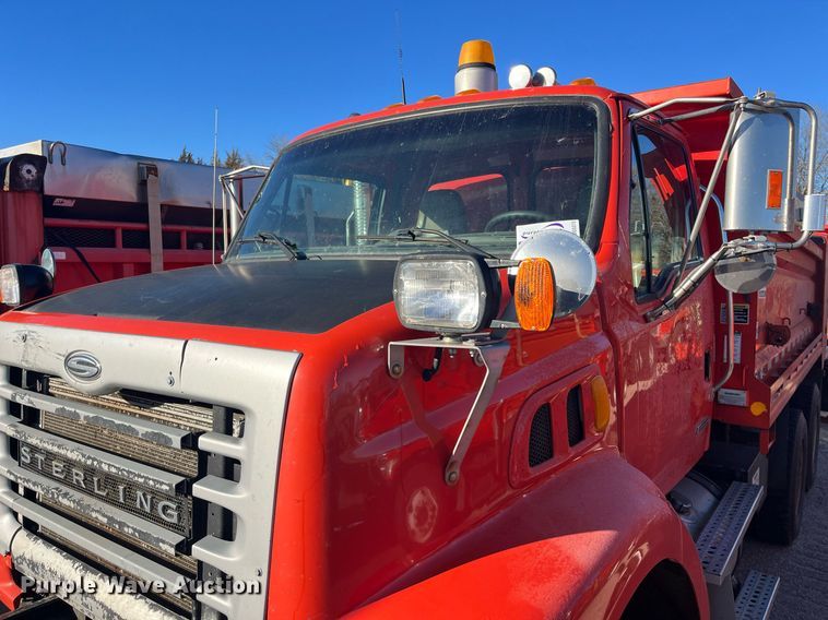 image for item DG5373 2006 Sterling LT7501  dump truck