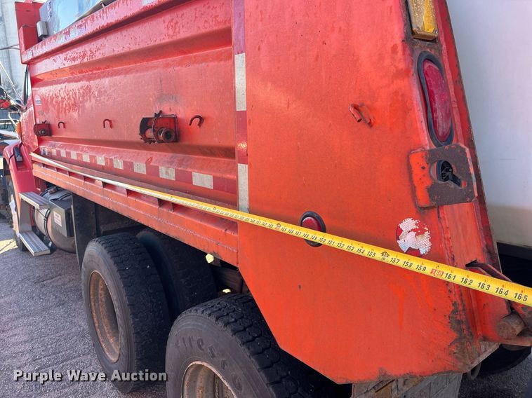 image for item DG5373 2006 Sterling LT7501  dump truck