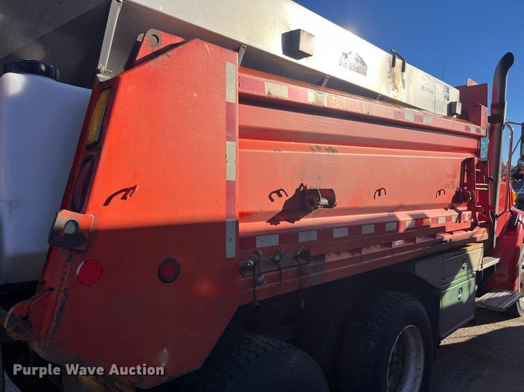 image for item DG5373 2006 Sterling LT7501  dump truck