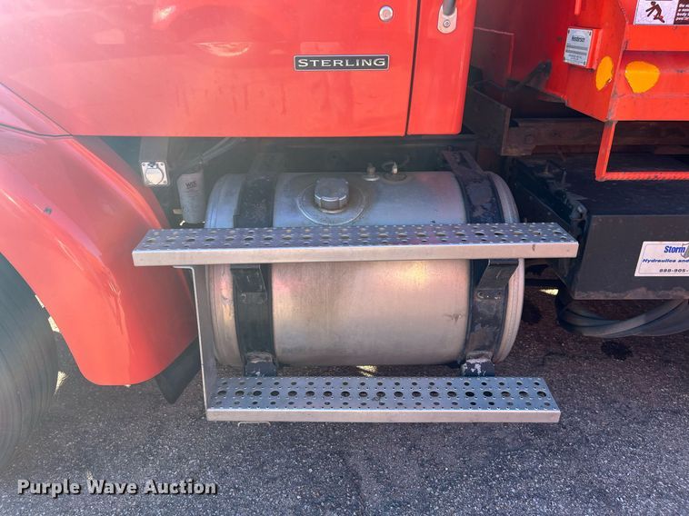 image for item DG5373 2006 Sterling LT7501  dump truck