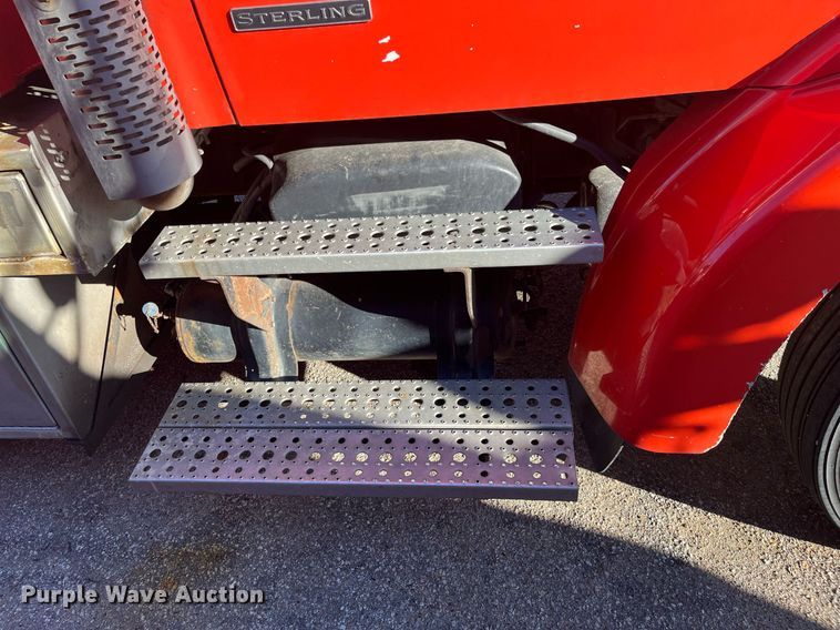 image for item DG5373 2006 Sterling LT7501  dump truck