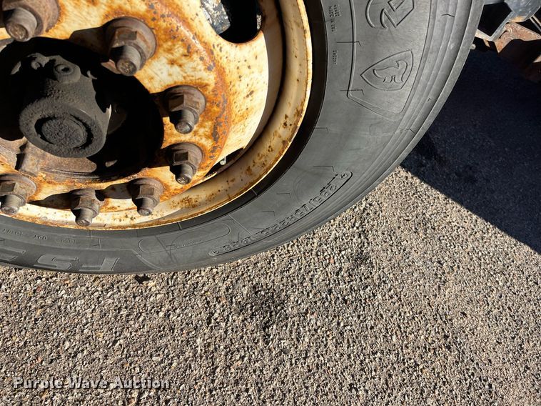 image for item DG5373 2006 Sterling LT7501  dump truck