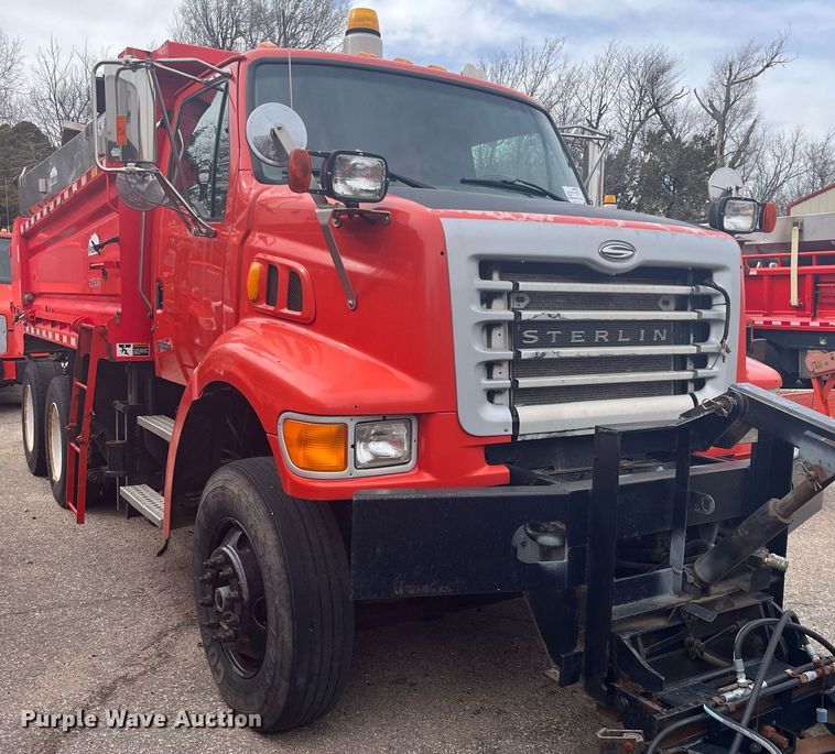 image for item DG5374 2005 Sterling LT7501  dump truck