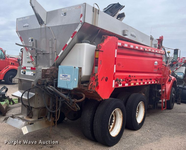 image for item DG5374 2005 Sterling LT7501  dump truck