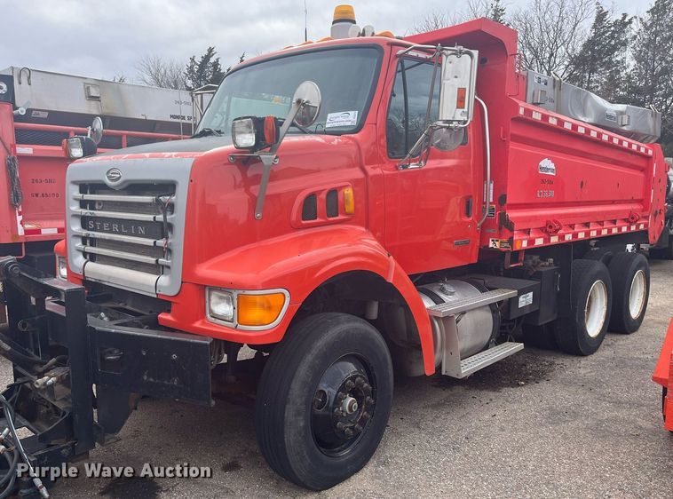 image for item DG5374 2005 Sterling LT7501  dump truck