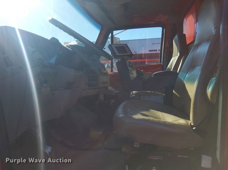 image for item DG5374 2005 Sterling LT7501  dump truck