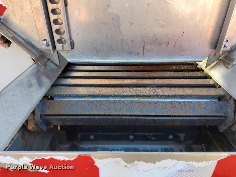 image for item DG5374 2005 Sterling LT7501  dump truck