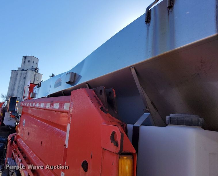 image for item DG5374 2005 Sterling LT7501  dump truck