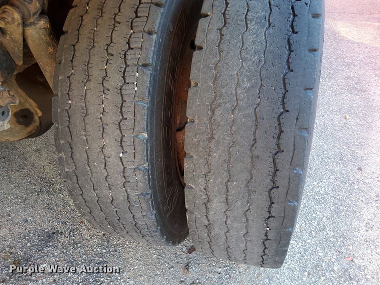 image for item DG5374 2005 Sterling LT7501  dump truck