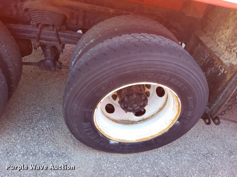 image for item DG5374 2005 Sterling LT7501  dump truck