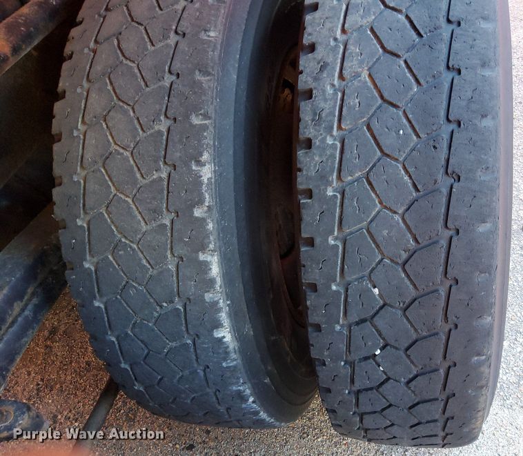 image for item DG5374 2005 Sterling LT7501  dump truck