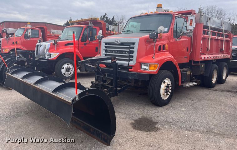 image for item DG5375 2003 Sterling LT7501  dump truck