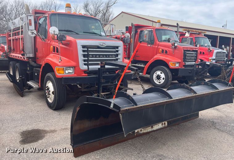 image for item DG5375 2003 Sterling LT7501  dump truck