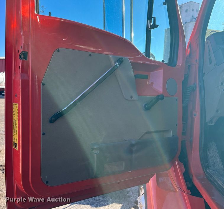 image for item DG5375 2003 Sterling LT7501  dump truck