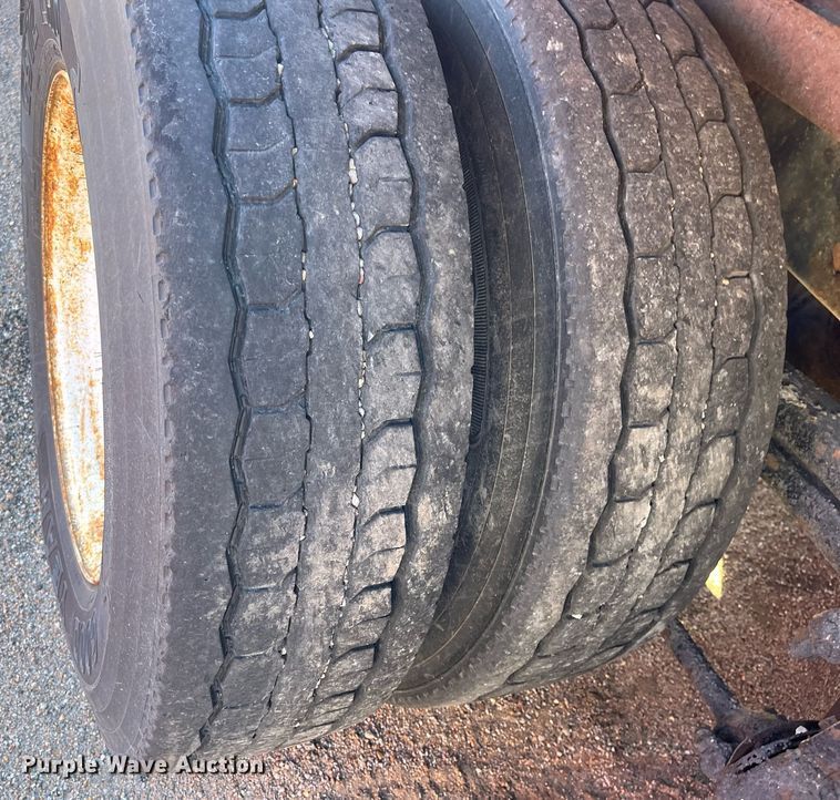 image for item DG5375 2003 Sterling LT7501  dump truck