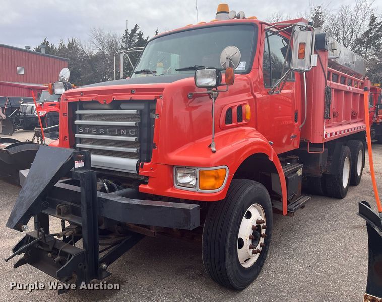 image for item DG5376 2003 Sterling LT7501  dump truck