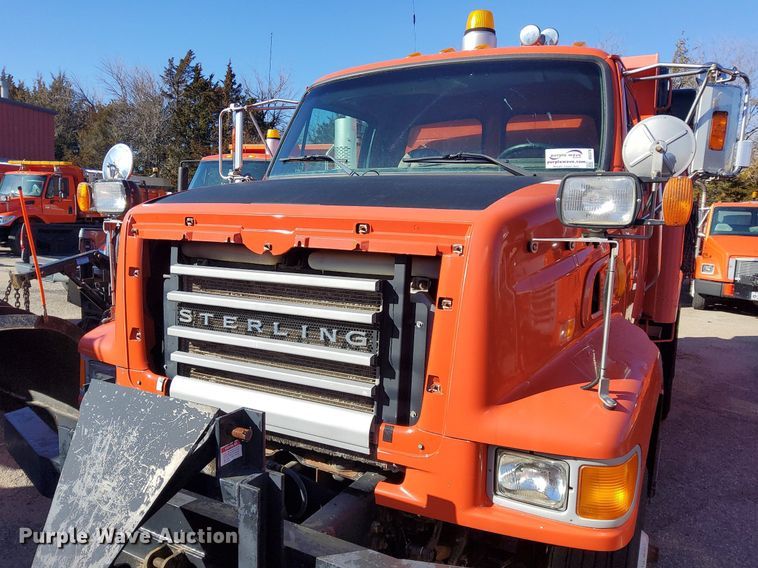 image for item DG5376 2003 Sterling LT7501  dump truck