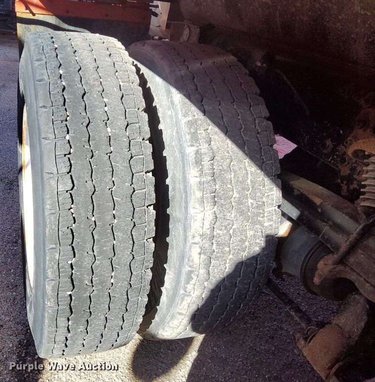 image for item DG5376 2003 Sterling LT7501  dump truck