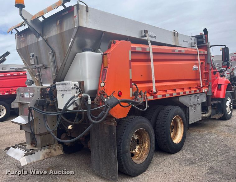 image for item DG5377 2007 International 7400  dump truck