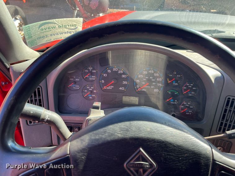 image for item DG5377 2007 International 7400  dump truck