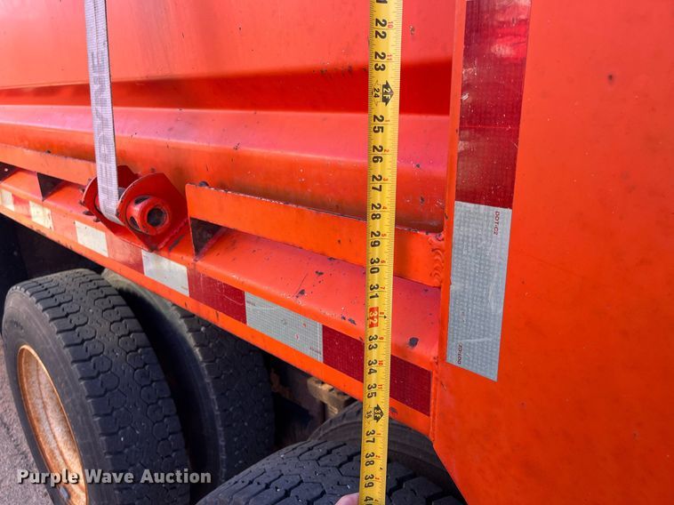 image for item DG5377 2007 International 7400  dump truck