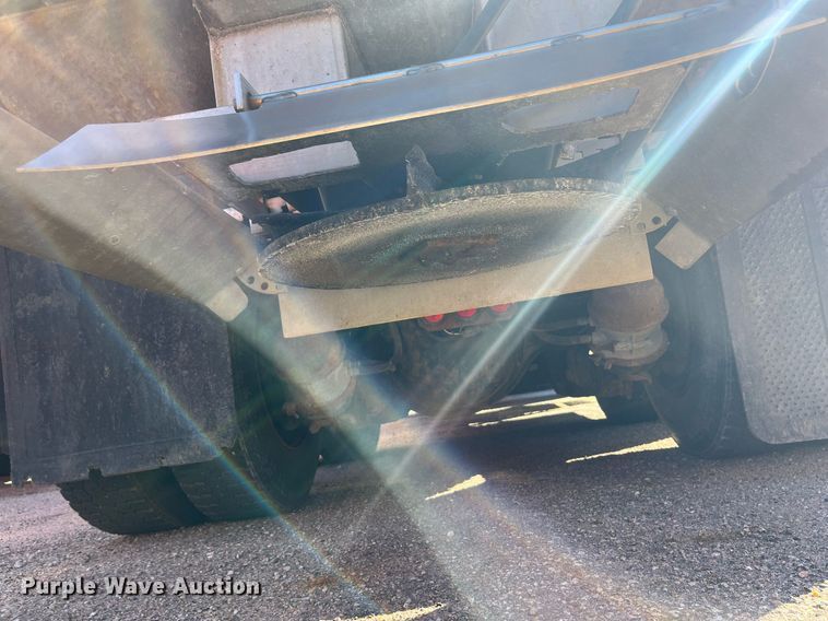 image for item DG5377 2007 International 7400  dump truck