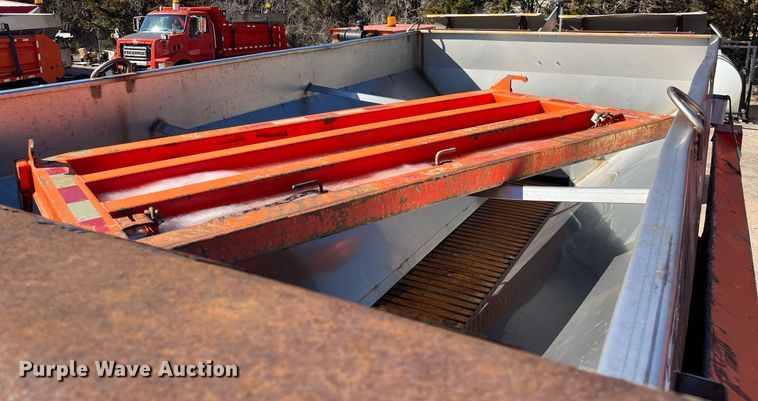 image for item DG5377 2007 International 7400  dump truck