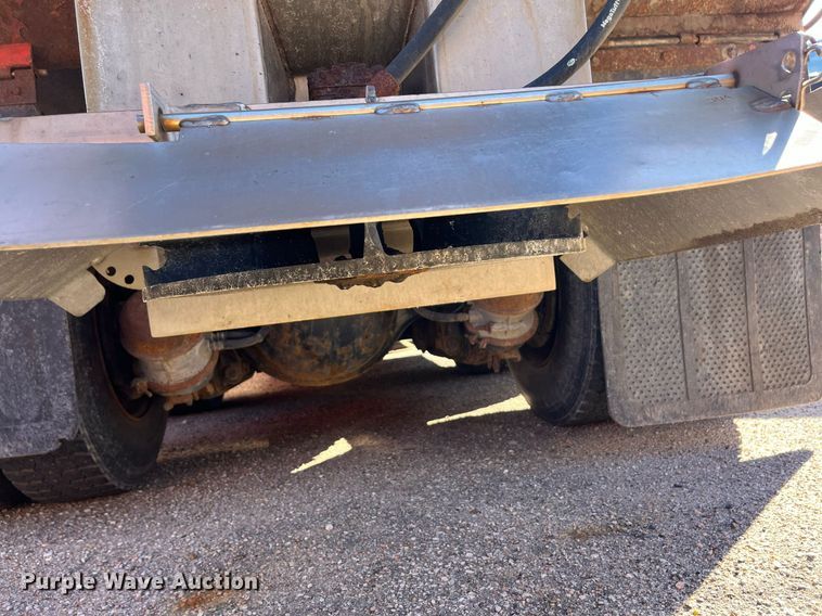 image for item DG5377 2007 International 7400  dump truck