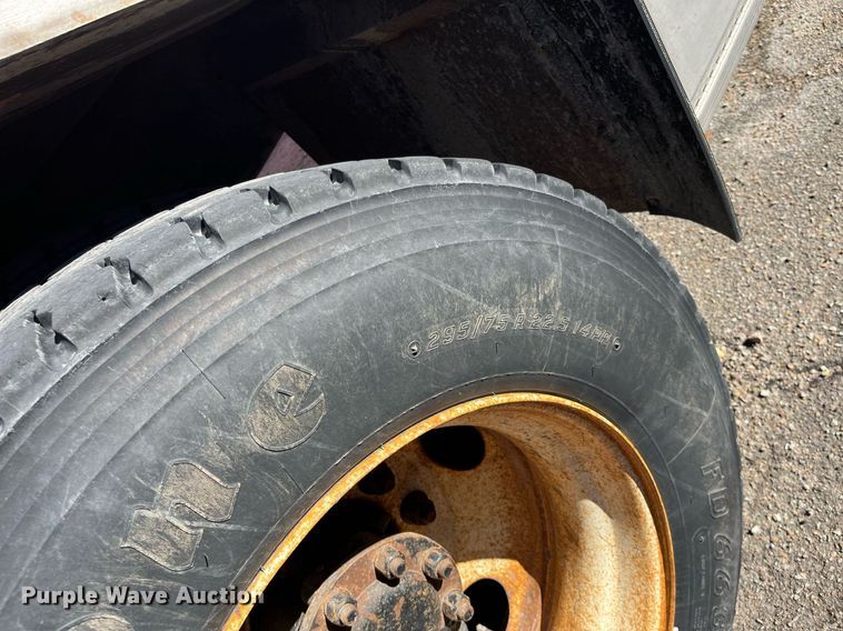 image for item DG5377 2007 International 7400  dump truck