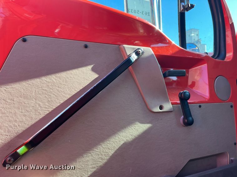 image for item DG5378 2005 Sterling LT7500  dump truck