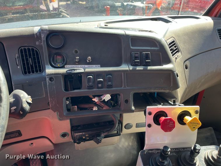 image for item DG5378 2005 Sterling LT7500  dump truck