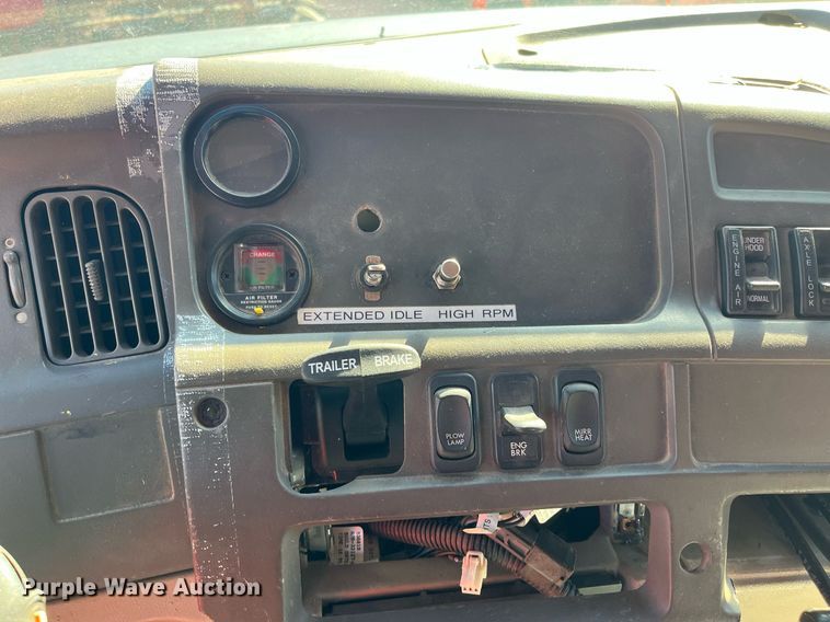 image for item DG5378 2005 Sterling LT7500  dump truck