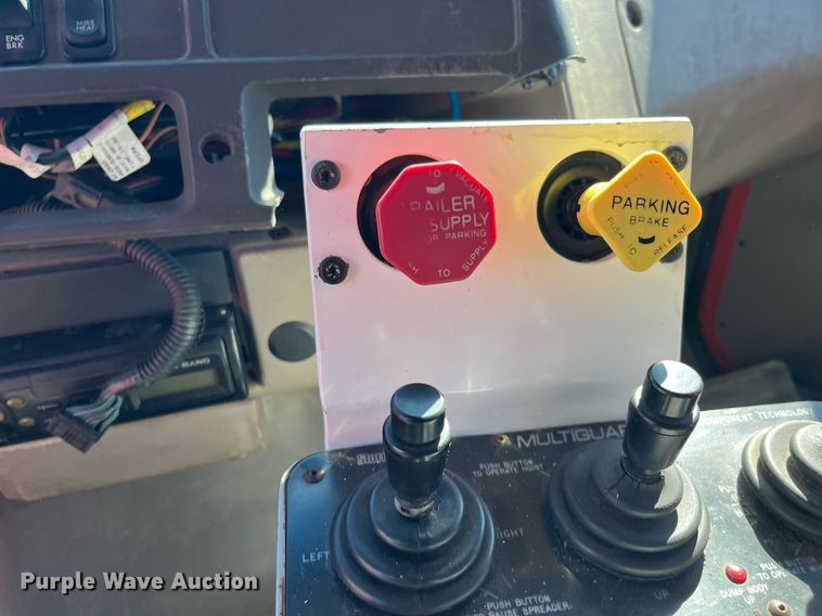 image for item DG5378 2005 Sterling LT7500  dump truck