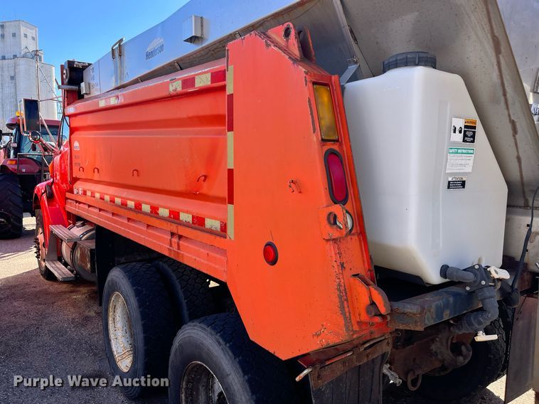 image for item DG5378 2005 Sterling LT7500  dump truck