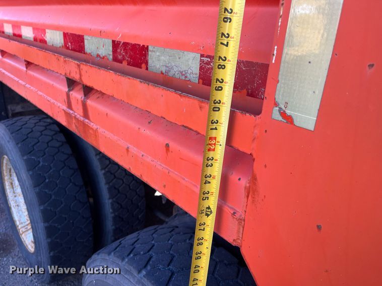 image for item DG5378 2005 Sterling LT7500  dump truck