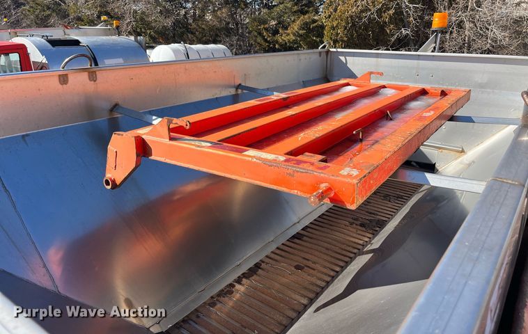 image for item DG5378 2005 Sterling LT7500  dump truck