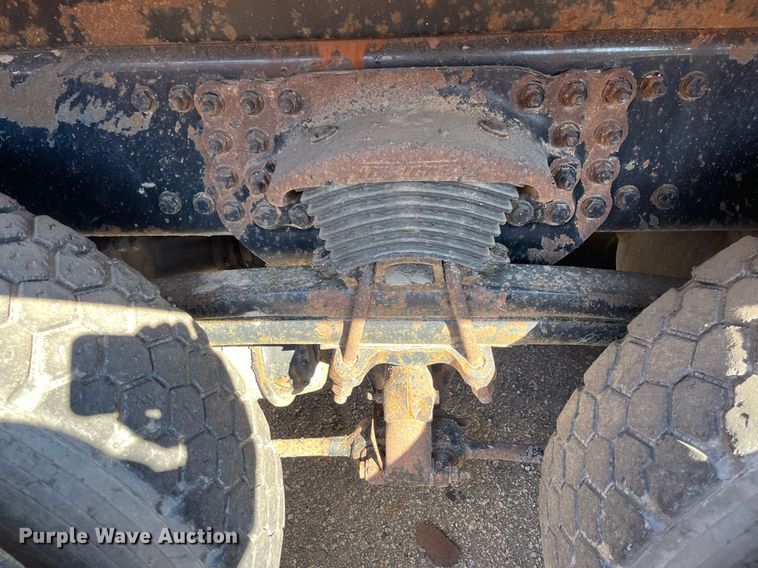 image for item DG5378 2005 Sterling LT7500  dump truck