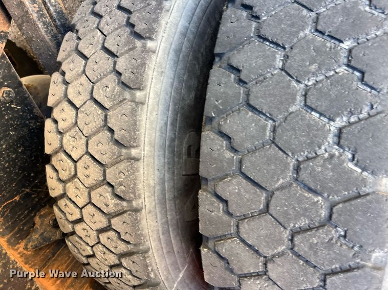 image for item DG5378 2005 Sterling LT7500  dump truck