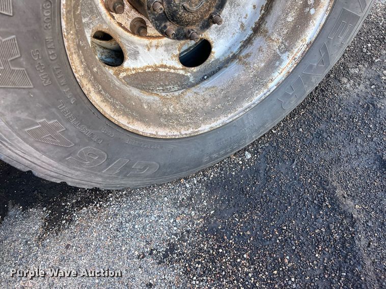 image for item DG5378 2005 Sterling LT7500  dump truck