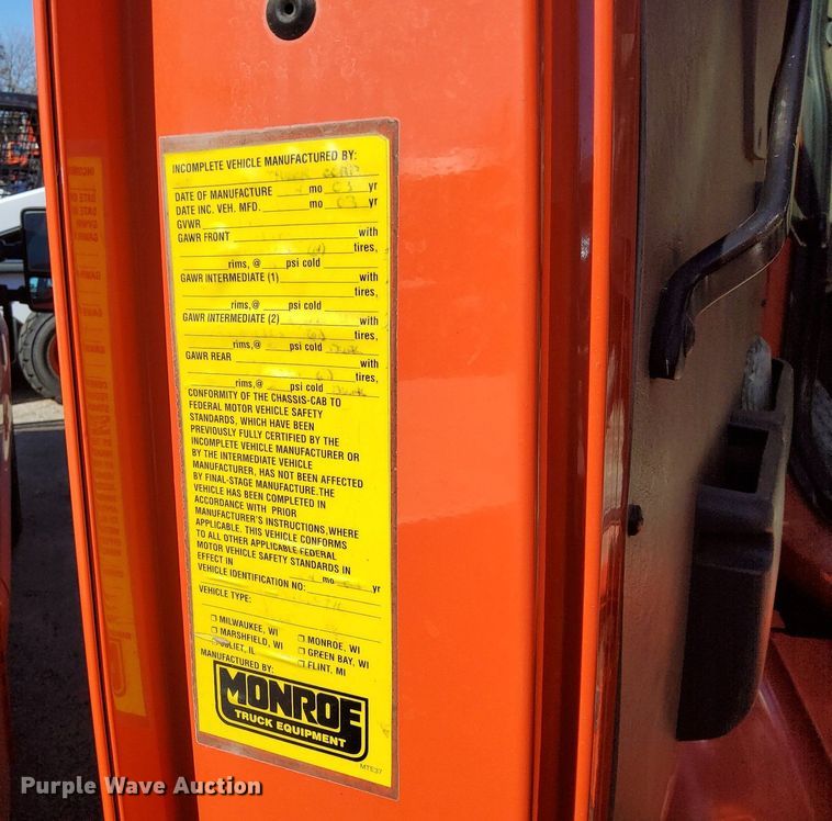 image for item DG5379 2003 Sterling LT7501  dump truck