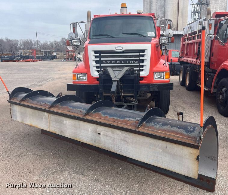 image for item DG5380 2003 Sterling LT7501  dump truck