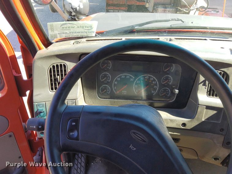 image for item DG5381 2006 Sterling LT7500  dump truck